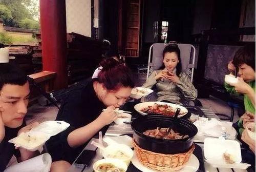 娱乐吃瓜剧组食物,揭秘剧组食物背后的秘密与趣味